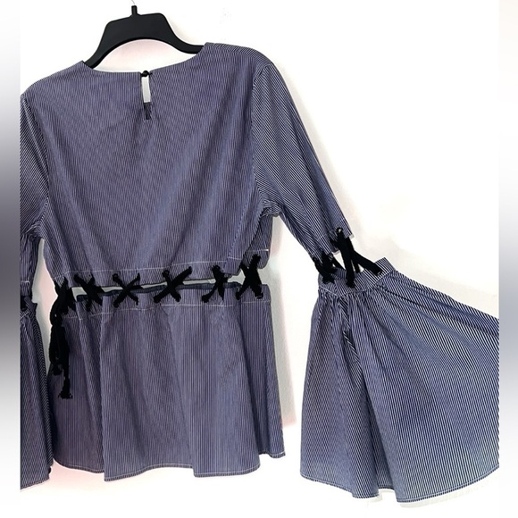 Beulah Blue Striped Lace Up Wide Sleeve Top Large - Picture 5 of 8